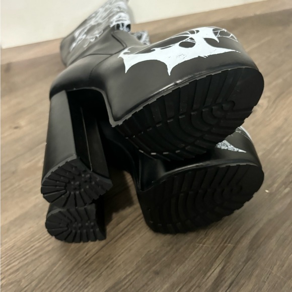 NWOB Dolls Kill / Widow Cursed Elegy Platform Boots - Picture 6 of 7